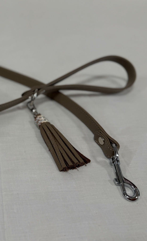 Laisse plate en cuir fait main avec pompon Strass
